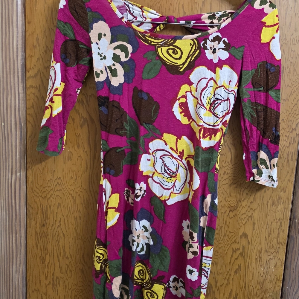 Casual Pink and Yellow Sheath Dress with Scoop Neck